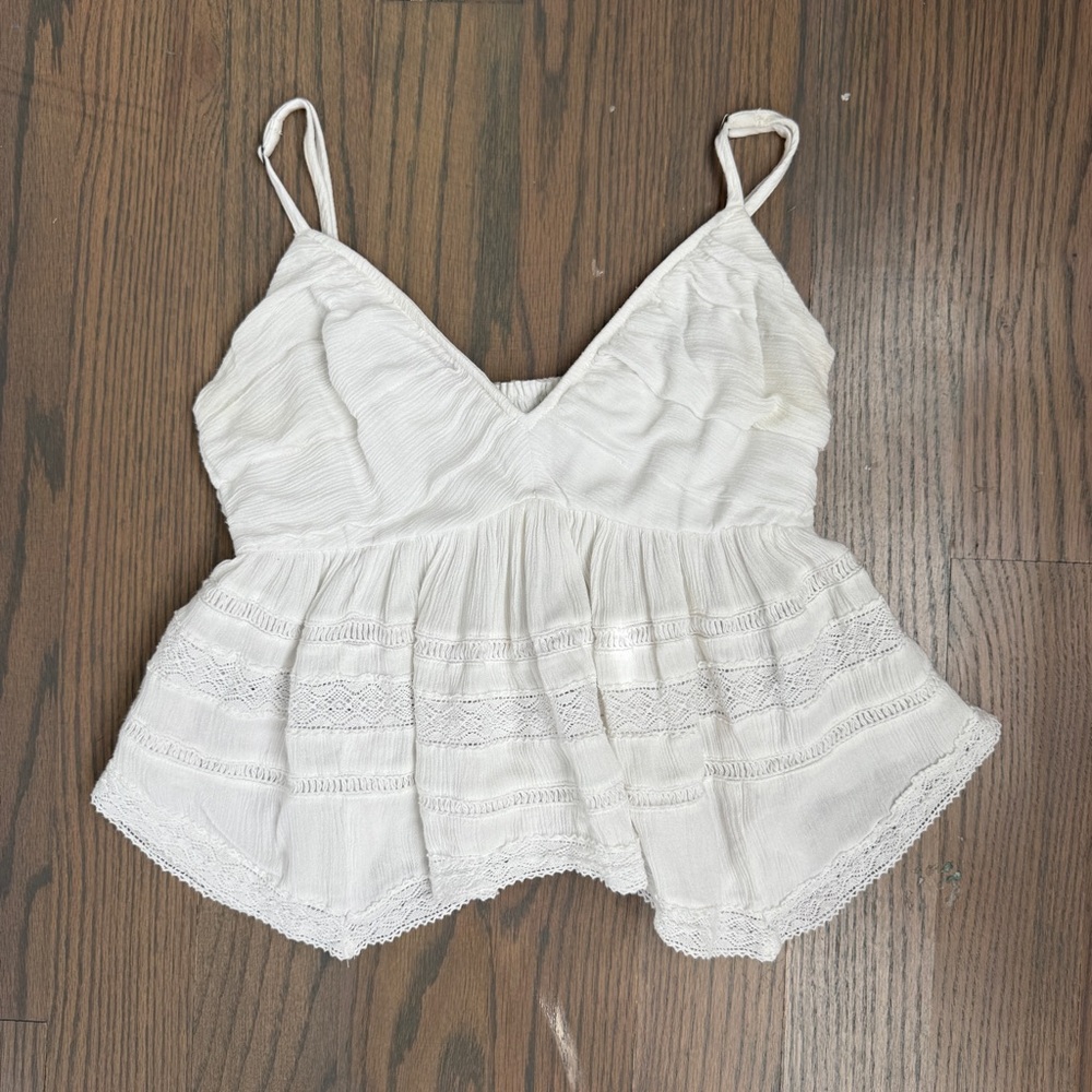 Hollister White Lace Trim Crop Top